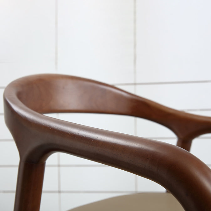 Traditional Style Solid Wood Chair Open Back Arm Kitchen Dining Chairs Clearhalo ' kitchen&dining_furn' 'Dining Chairs' 'Dining Tables & Seating' 'dining_chair' 'furn' 'furn_dining_chair' 'Furniture' 'furniture_dining_chair' 'Kitchen & Dining Furniture' 'kitchen' 4104619