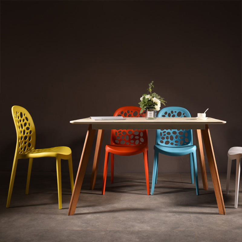 Contemporary Style Plastic Dining Chair Armless Dining Side Chair for Kitchen (Set of 4) Clearhalo ' kitchen&dining_furn' 'Dining Chairs' 'Dining Tables & Seating' 'dining_chair' 'furn' 'furn_dining_chair' 'Furniture' 'furniture_dining_chair' 'Kitchen & Dining Furniture' 'kitchen' 4105380