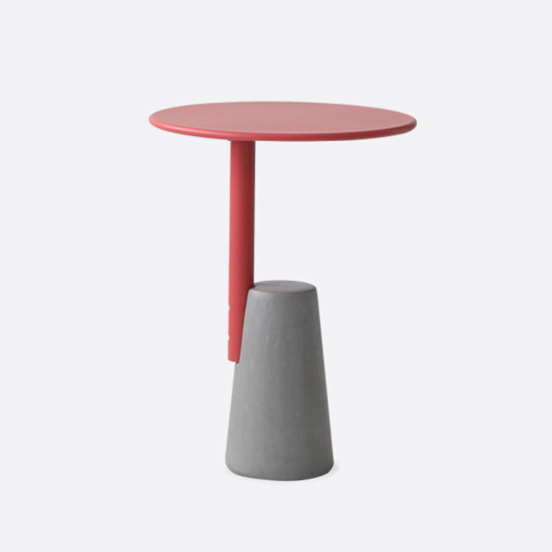 Pedestal Base Traditional Luxury Table Round Concrete Table for Dining Room Red 23.6"L x 23.6"W x 29.5"H Without Chairs Clearhalo ' dining_table' 'Dining Tables & Seating' 'Dining Tables' 'furn' 'furn_dining_table' 'Furniture' 'furniture_dining_table' 'Kitchen & Dining Furniture' 'kitchen&dining_furn' 'kitchen' 'kitchen_dining_table' 4111217