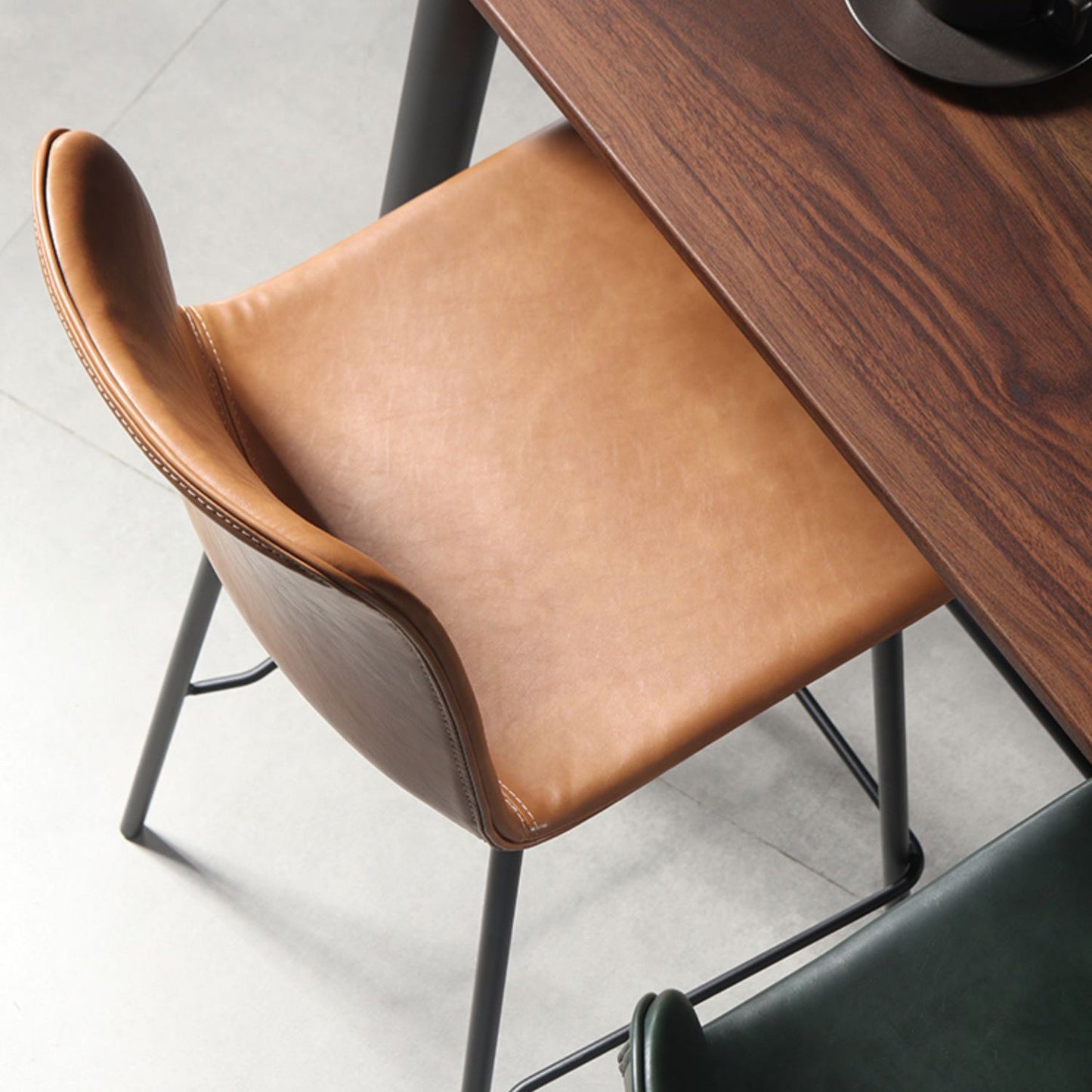 Glossy Leather Square Bar Stool Industrial Metal Stools with Back Legs Clearhalo 'Bar Furniture' 'Bar Stools' 'bar_stools' 'furniture_bar_stools' 'Kitchen & Dining Furniture' 'kitchen&dining_furn' 'kitchen' 'kitchen_furn' Furniture' 4123457