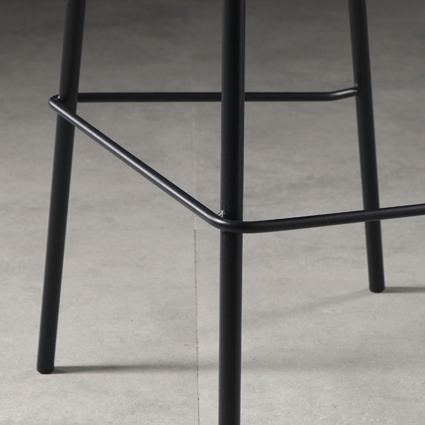 Glossy Leather Square Bar Stool Industrial Metal Stools with Back Legs Clearhalo 'Bar Furniture' 'Bar Stools' 'bar_stools' 'furniture_bar_stools' 'Kitchen & Dining Furniture' 'kitchen&dining_furn' 'kitchen' 'kitchen_furn' Furniture' 4123458