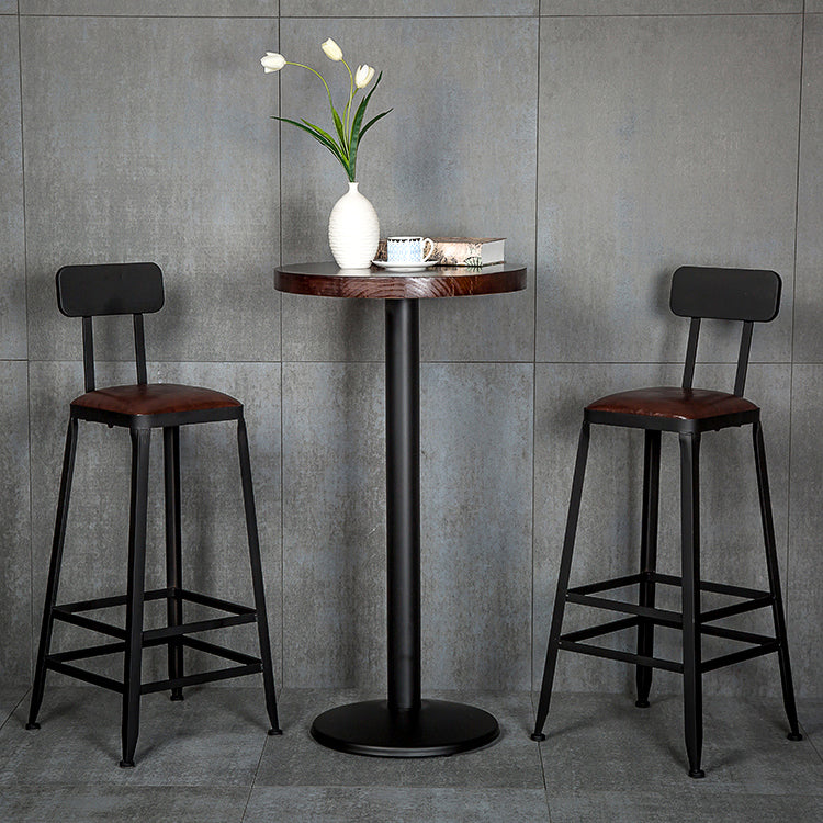 Industrial Brown Leather Bar Stools Square Stool with Metal Base Clearhalo 'Bar Furniture' 'Bar Stools' 'bar_stools' 'furniture_bar_stools' 'Kitchen & Dining Furniture' 'kitchen&dining_furn' 'kitchen' 'kitchen_furn' Furniture' 4123469