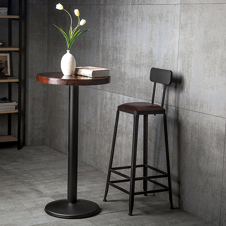 Industrial Brown Leather Bar Stools Square Stool with Metal Base Clearhalo 'Bar Furniture' 'Bar Stools' 'bar_stools' 'furniture_bar_stools' 'Kitchen & Dining Furniture' 'kitchen&dining_furn' 'kitchen' 'kitchen_furn' Furniture' 4123470