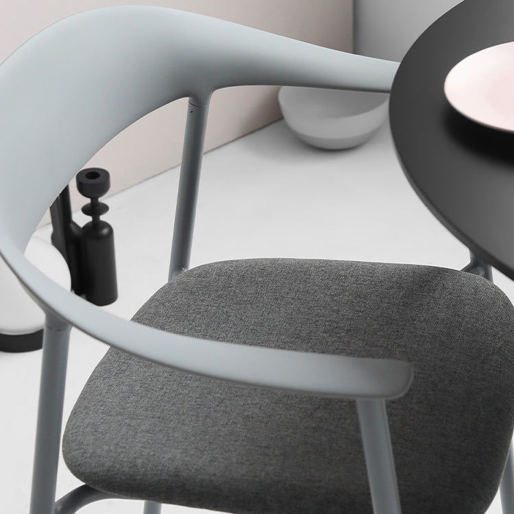 Matte Finish Scandinavian Dining Arm Chair Plastic Open Back Dining Chair Clearhalo ' kitchen&dining_furn' 'Dining Chairs' 'Dining Tables & Seating' 'dining_chair' 'furn' 'furn_dining_chair' 'Furniture' 'furniture_dining_chair' 'Kitchen & Dining Furniture' 'kitchen' 4130183