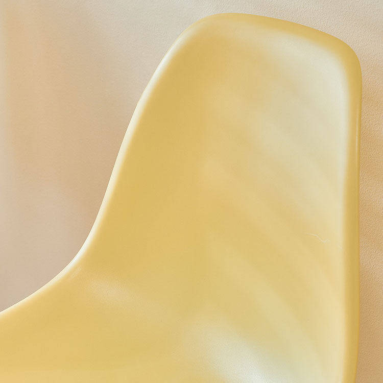 Industrial Style Armless Side Chairs Solid Back Plastic Dining Chair for Home Clearhalo ' kitchen&dining_furn' 'Dining Chairs' 'Dining Tables & Seating' 'dining_chair' 'Furniture' 'furniture_dining_chair' 'Kitchen & Dining Furniture' 'kitchen' 4154966