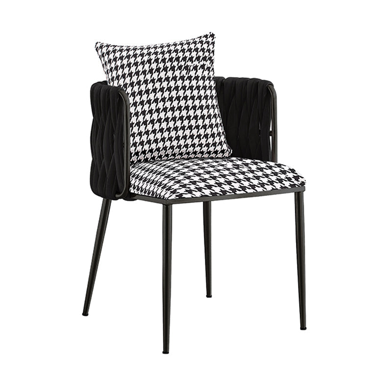 Minimalist Style Arm Chair Upholstered Barrel Back Single Dining Chair for Home Use Black White Clearhalo ' kitchen&dining_furn' 'Dining Chairs' 'Dining Tables & Seating' 'dining_chair' 'furn' 'furn_dining_chair' 'Furniture' 'furniture_dining_chair' 'Kitchen & Dining Furniture' 'kitchen' 4155473