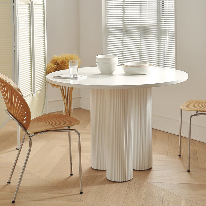 Round Dining Site Table Simple Style Solid Wood Table,35.4"L x 35.4"W x 29.5"H Clearhalo ' dining_table' 'Dining Tables & Seating' 'Dining Tables' 'furn' 'furn_dining_table' 'Furniture' 'furniture_dining_table' 'Kitchen & Dining Furniture' 'kitchen&dining_furn' 'kitchen' 'kitchen_dining_table' 4155639