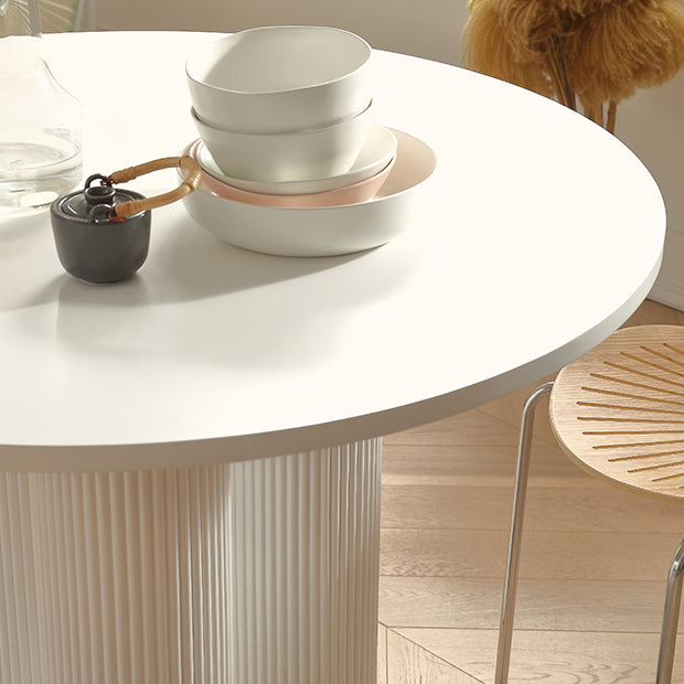 Round Dining Site Table Simple Style Solid Wood Table,35.4"L x 35.4"W x 29.5"H Clearhalo ' dining_table' 'Dining Tables & Seating' 'Dining Tables' 'furn' 'furn_dining_table' 'Furniture' 'furniture_dining_table' 'Kitchen & Dining Furniture' 'kitchen&dining_furn' 'kitchen' 'kitchen_dining_table' 4155644