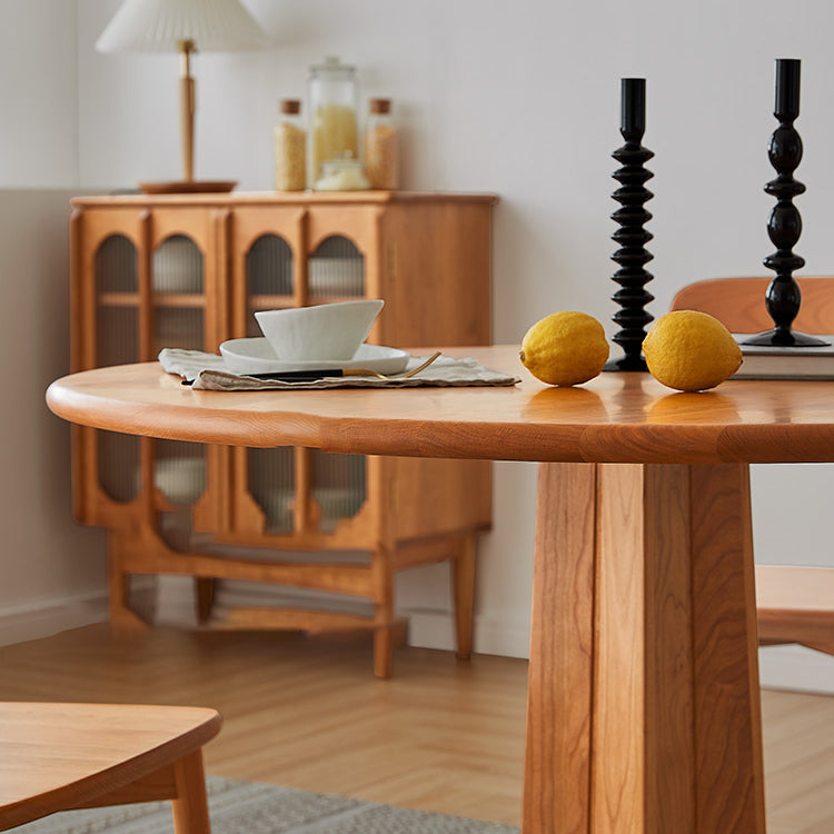 Solid Wood Round Dining Table Simplicity Dining Table with Pedestal Casual Clearhalo ' dining_table' 'Dining Tables & Seating' 'Dining Tables' 'furn' 'furn_dining_table' 'Furniture' 'furniture_dining_table' 'Kitchen & Dining Furniture' 'kitchen&dining_furn' 'kitchen' 'kitchen_dining_table' 4155715