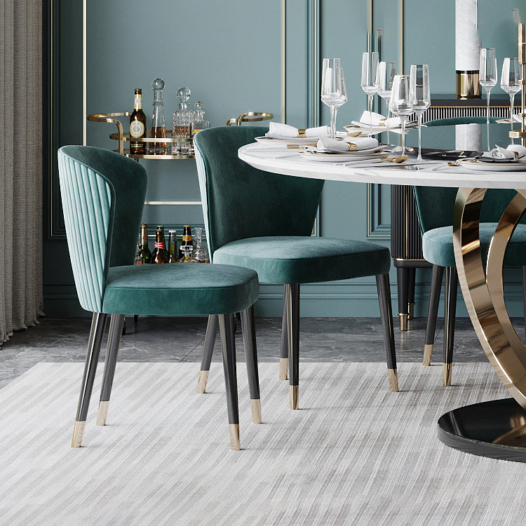 Round Marble Dining Table Traditional Luxury Dining Room Collection with Pedestal Base Clearhalo ' dining_table' 'Dining Tables & Seating' 'Dining Tables' 'furn' 'furn_dining_table' 'Furniture' 'furniture_dining_table' 'Kitchen & Dining Furniture' 'kitchen&dining_furn' 'kitchen' 'kitchen_dining_table' 4155841