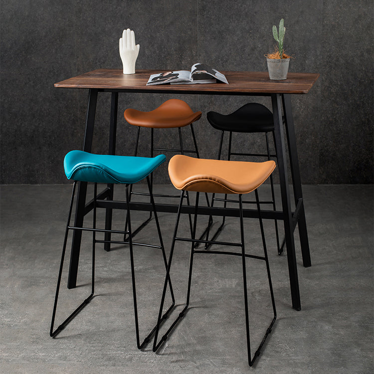 Black Iron Backless Quilted Barstool Industrial Indoor Tall Stool with Leather Seat Clearhalo 'Bar Furniture' 'Bar Stools' 'bar_stools' 'furniture_bar_stools' 'Kitchen & Dining Furniture' 'kitchen&dining_furn' 'kitchen' 'kitchen_furn' Furniture' 4182182