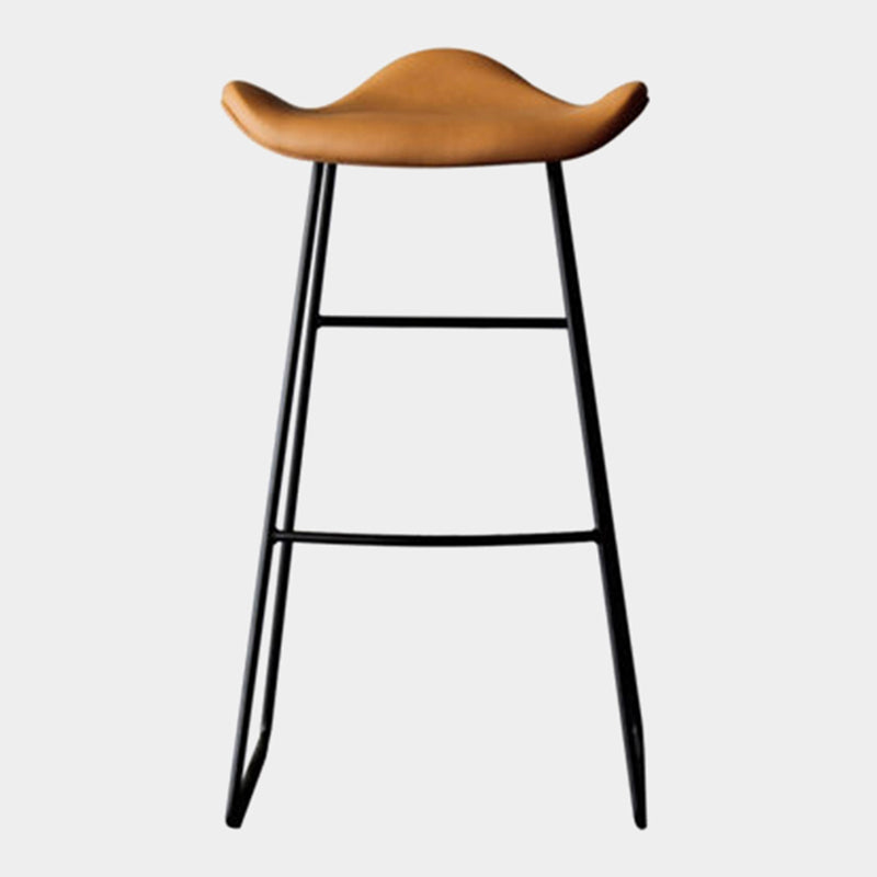 Black Iron Backless Quilted Barstool Industrial Indoor Tall Stool with Leather Seat Light Brown 1 Piece Clearhalo 'Bar Furniture' 'Bar Stools' 'bar_stools' 'furniture_bar_stools' 'Kitchen & Dining Furniture' 'kitchen&dining_furn' 'kitchen' 'kitchen_furn' Furniture' 4182185