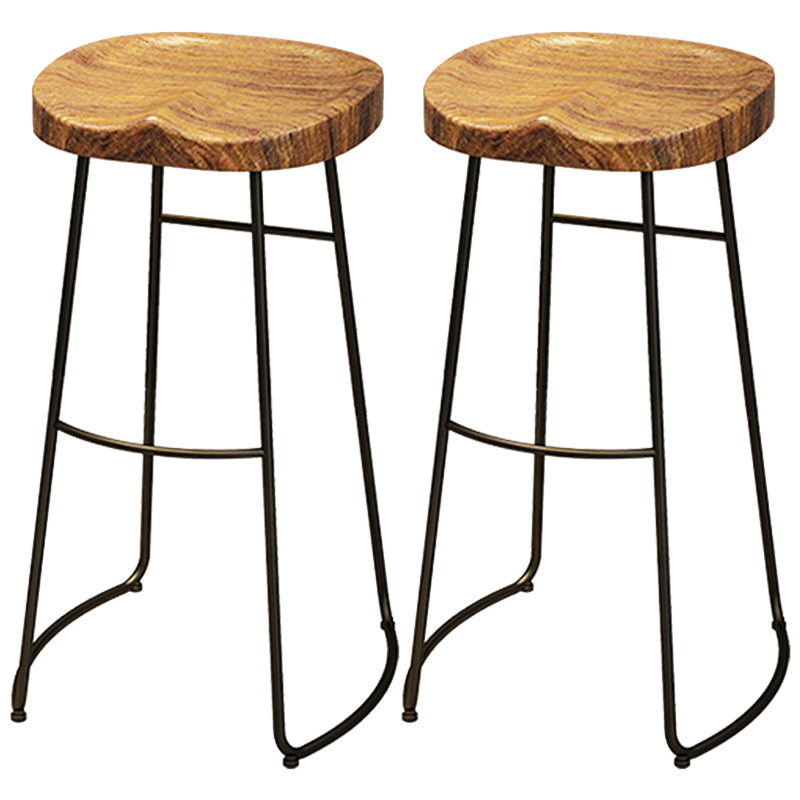 Black Iron Bar Stool Industrial Style Wood Backless Counter Stool with Saddle Seat Set of 2 Clearhalo 'Bar Furniture' 'Bar Stools' 'bar_stools' 'furniture_bar_stools' 'Kitchen & Dining Furniture' 'kitchen&dining_furn' 'kitchen' 'kitchen_furn' Furniture' 4182318