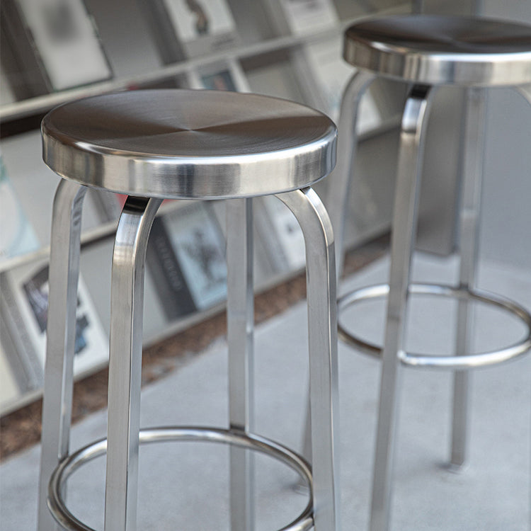 Silver Glossy Brushed Barstool Stainless Steel Outdoor Bar Stool with Round Seat 1 Piece Clearhalo 'Bar Furniture' 'Bar Stools' 'bar_stools' 'furniture_bar_stools' 'Kitchen & Dining Furniture' 'kitchen&dining_furn' 'kitchen' 'kitchen_furn' Furniture' 4182460