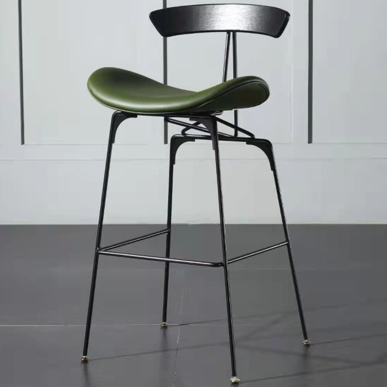 Leather Contoured Seat Barstool Industrial Metal Counter Stool with Backrest 1 Piece Green Clearhalo 'Bar Furniture' 'Bar Stools' 'bar_stools' 'furniture_bar_stools' 'Kitchen & Dining Furniture' 'kitchen&dining_furn' 'kitchen' 'kitchen_furn' Furniture' 4182732