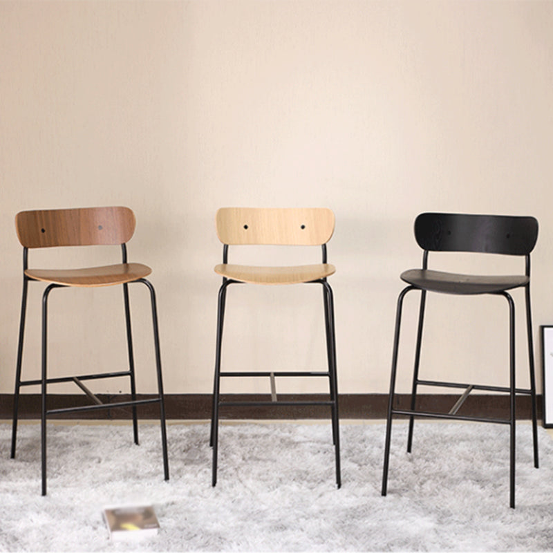Low Back Metal Indoor Barstool Industrial Black Tall Stool with Wood Seat 1 Piece Clearhalo 'Bar Furniture' 'Bar Stools' 'bar_stools' 'furniture_bar_stools' 'Kitchen & Dining Furniture' 'kitchen&dining_furn' 'kitchen' 'kitchen_furn' Furniture' 4182887