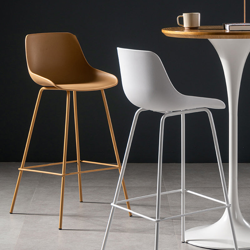 Scandinavian Metal Plastic Counter Stools Low Back Indoor Bar Stool with Bucket Seat Clearhalo 'Bar Furniture' 'Bar Stools' 'bar_stools' 'furniture_bar_stools' 'Kitchen & Dining Furniture' 'kitchen&dining_furn' 'kitchen' 'kitchen_furn' Furniture' 4182978