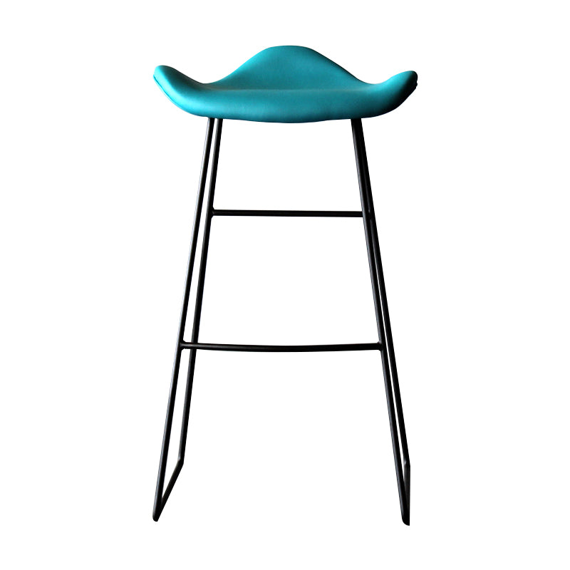 Black PU Leather Barstools Industrial Low Back Bristol Counter Stool with Saddle Seat Blue 1 Piece Clearhalo 'Bar Furniture' 'Bar Stools' 'bar_stools' 'furniture_bar_stools' 'Kitchen & Dining Furniture' 'kitchen&dining_furn' 'kitchen' 'kitchen_furn' Furniture' 4183008