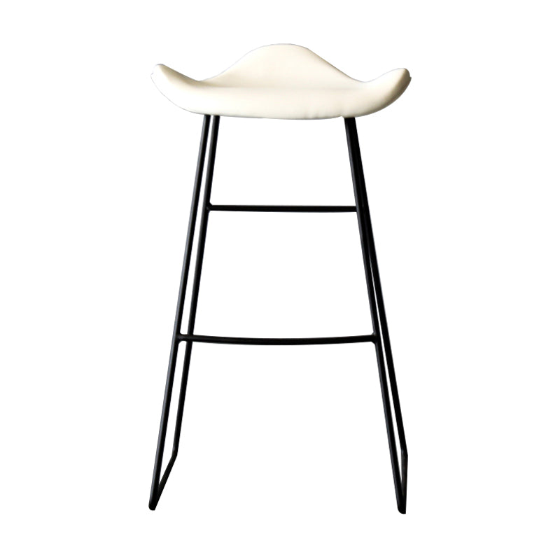 Black PU Leather Barstools Industrial Low Back Bristol Counter Stool with Saddle Seat Off-White 1 Piece Clearhalo 'Bar Furniture' 'Bar Stools' 'bar_stools' 'furniture_bar_stools' 'Kitchen & Dining Furniture' 'kitchen&dining_furn' 'kitchen' 'kitchen_furn' Furniture' 4183014