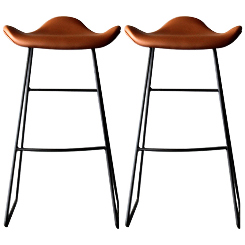 Black PU Leather Barstools Industrial Low Back Bristol Counter Stool with Saddle Seat Brown Set of 2 Clearhalo 'Bar Furniture' 'Bar Stools' 'bar_stools' 'furniture_bar_stools' 'Kitchen & Dining Furniture' 'kitchen&dining_furn' 'kitchen' 'kitchen_furn' Furniture' 4183024