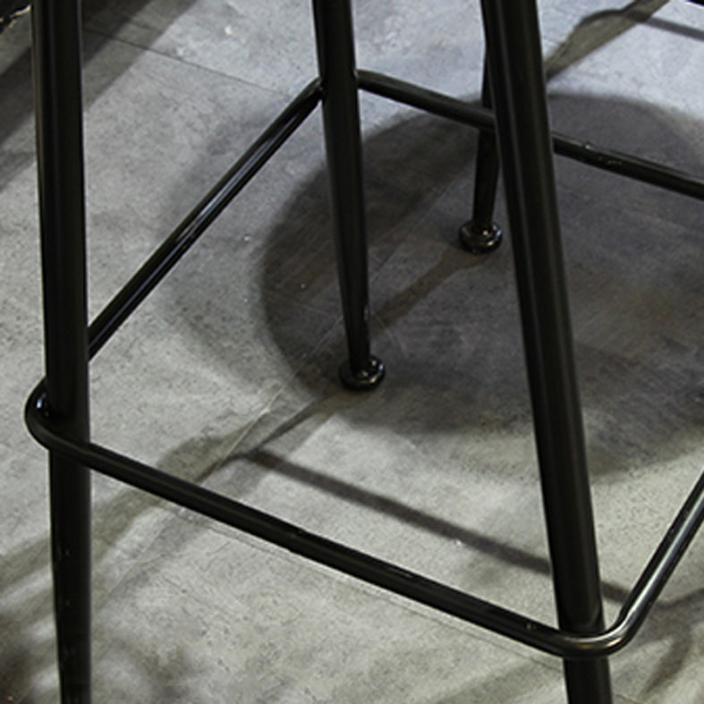 Industrial Black Counter Stools Iron Wooden Bar Bristol Stools with Round Seat Clearhalo 'Bar Furniture' 'Bar Stools' 'bar_stools' 'furniture_bar_stools' 'Kitchen & Dining Furniture' 'kitchen&dining_furn' 'kitchen' 'kitchen_furn' Furniture' 4183181