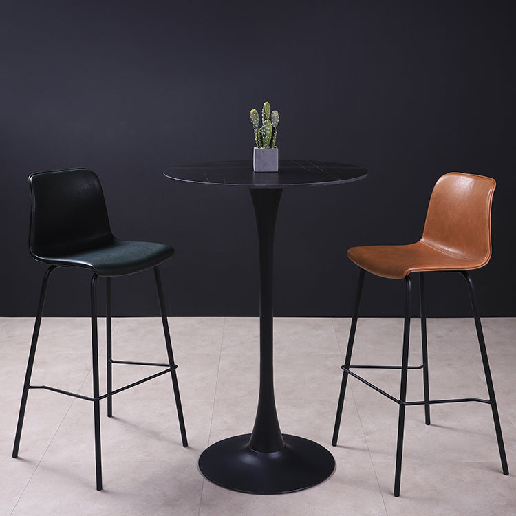Industrial Black Metal Counter Stools Low Back Indoor Bar Stool with Bucket Seat Clearhalo 'Bar Furniture' 'Bar Stools' 'bar_stools' 'furniture_bar_stools' 'Kitchen & Dining Furniture' 'kitchen&dining_furn' 'kitchen' 'kitchen_furn' Furniture' 4183235