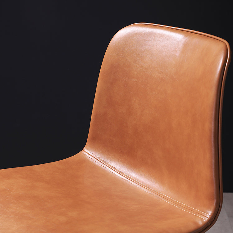 Industrial Black Metal Counter Stools Low Back Indoor Bar Stool with Bucket Seat Clearhalo 'Bar Furniture' 'Bar Stools' 'bar_stools' 'furniture_bar_stools' 'Kitchen & Dining Furniture' 'kitchen&dining_furn' 'kitchen' 'kitchen_furn' Furniture' 4183241