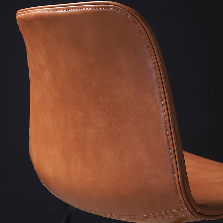 Industrial Black Metal Counter Stools Low Back Indoor Bar Stool with Bucket Seat Clearhalo 'Bar Furniture' 'Bar Stools' 'bar_stools' 'furniture_bar_stools' 'Kitchen & Dining Furniture' 'kitchen&dining_furn' 'kitchen' 'kitchen_furn' Furniture' 4183244