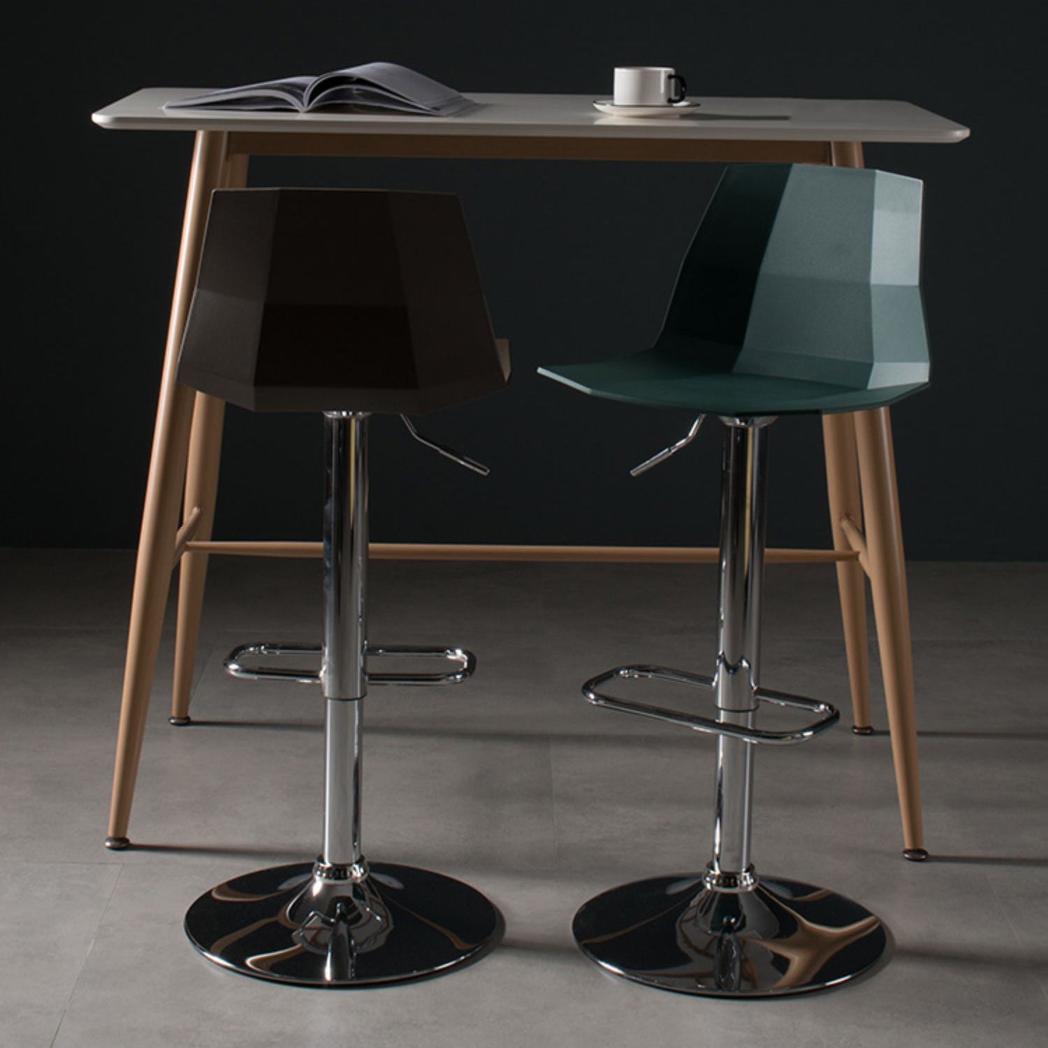 Modern Plastic Counter & Bar Stool Indoor Adjustable Height Footrest Stool Clearhalo 'Bar Furniture' 'Bar Stools' 'bar_stools' 'furniture_bar_stools' 'Kitchen & Dining Furniture' 'kitchen&dining_furn' 'kitchen' 'kitchen_furn' Furniture' 4183860