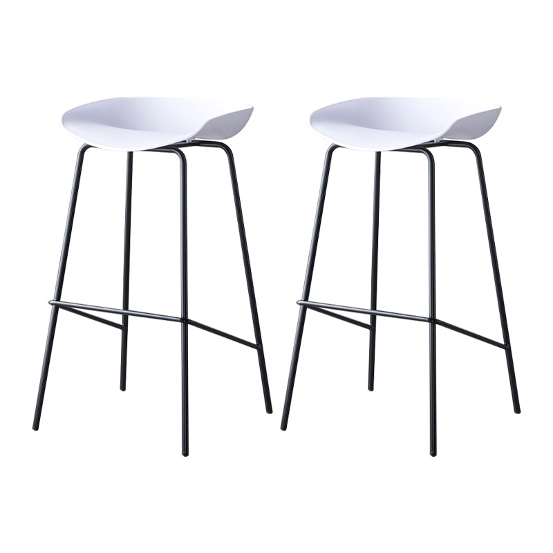 Modern Bar Stool Armless Plastic Indoor Barstool with Footrest Steel Base White 2 Piece Set Bar Stool(30"H) Clearhalo 'Bar Furniture' 'Bar Stools' 'bar_stools' 'furn' 'furn_bar_stools' 'furniture_bar_stools' 'Kitchen & Dining Furniture' 'kitchen&dining_furn' 'kitchen' 'kitchen_furn' Furniture' 4184046
