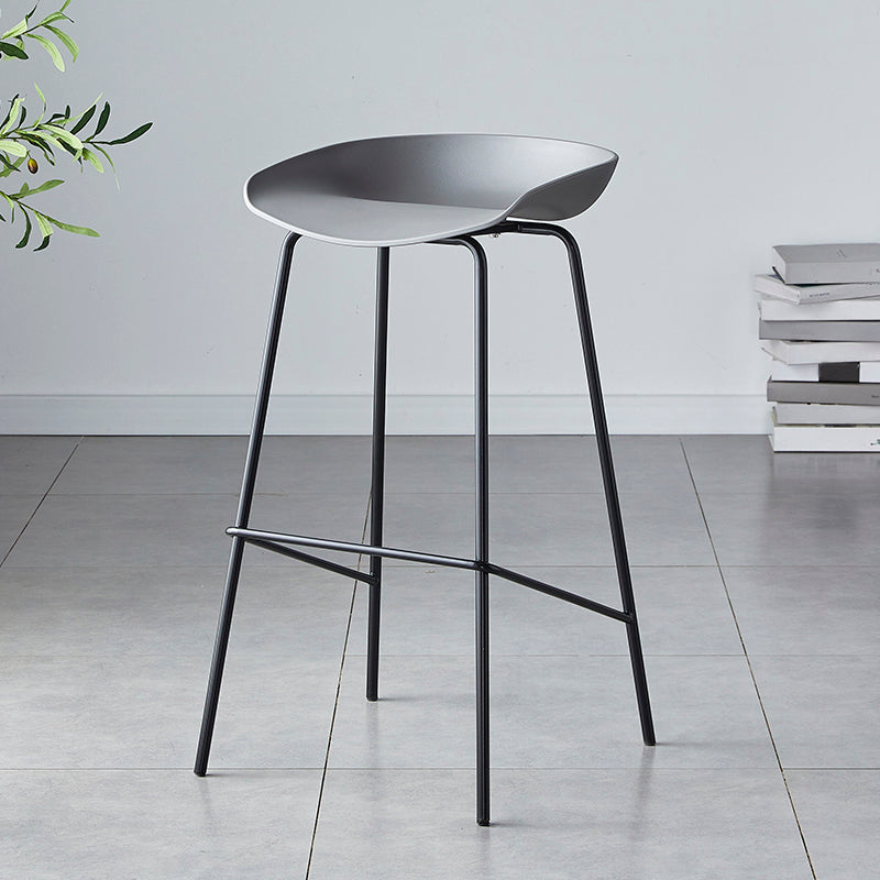 Modern Bar Stool Armless Plastic Indoor Barstool with Footrest Steel Base Grey 1 Piece Bar Stool(30"H) Clearhalo 'Bar Furniture' 'Bar Stools' 'bar_stools' 'furn' 'furn_bar_stools' 'furniture_bar_stools' 'Kitchen & Dining Furniture' 'kitchen&dining_furn' 'kitchen' 'kitchen_furn' Furniture' 4184054