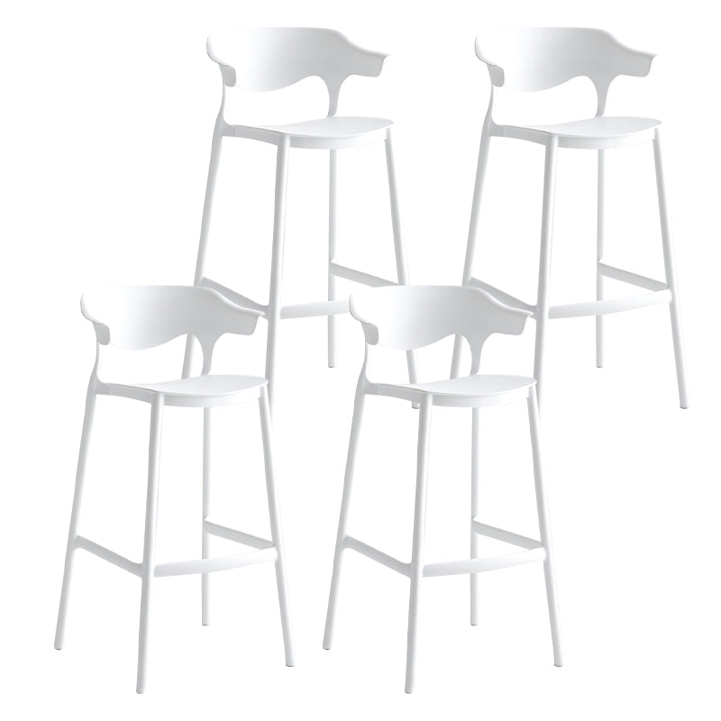 29-inch Modern Counter Bar Stool Armed Plastic Indoor Bar Stool with Footrest White 4 Piece Set Clearhalo 'Bar Furniture' 'Bar Stools' 'bar_stools' 'furn' 'furn_bar_stools' 'furniture_bar_stools' 'Kitchen & Dining Furniture' 'kitchen&dining_furn' 'kitchen' 'kitchen_furn' Furniture' 4184512