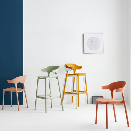 29-inch Modern Counter Bar Stool Armed Plastic Indoor Bar Stool with Footrest Clearhalo 'Bar Furniture' 'Bar Stools' 'bar_stools' 'furn' 'furn_bar_stools' 'furniture_bar_stools' 'Kitchen & Dining Furniture' 'kitchen&dining_furn' 'kitchen' 'kitchen_furn' Furniture' 4184514