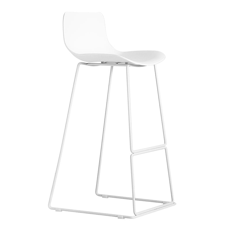 Bucket Footrest Bar & Counter Stool Indoor Plastic Modern Counter Bar Stool Clearhalo 'Bar Furniture' 'Bar Stools' 'bar_stools' 'furn' 'furn_bar_stools' 'furniture_bar_stools' 'Kitchen & Dining Furniture' 'kitchen&dining_furn' 'kitchen' 'kitchen_furn' Furniture' 4184592