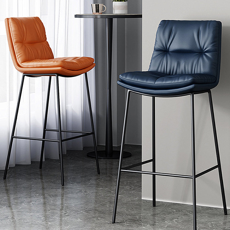 Contemporary Leather Bar Stools Indoor Antique Finish Bar Stool Clearhalo 'Bar Furniture' 'Bar Stools' 'bar_stools' 'furn' 'furn_bar_stools' 'furniture_bar_stools' 'Kitchen & Dining Furniture' 'kitchen&dining_furn' 'kitchen' 'kitchen_furn' Furniture' 4184948