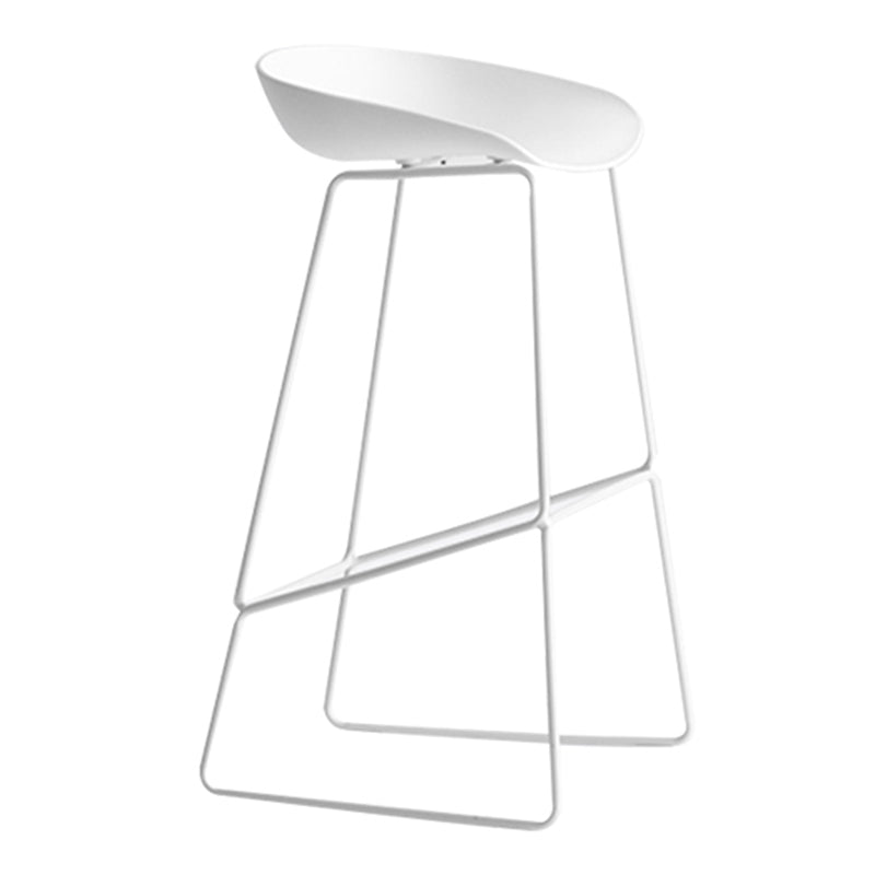 Modern Plastic Counter & Bar Stool Bucket Footrest Stool for Coffee Shop White 1 Piece Clearhalo 'Bar Furniture' 'Bar Stools' 'bar_stools' 'furn' 'furn_bar_stools' 'furniture_bar_stools' 'Kitchen & Dining Furniture' 'kitchen&dining_furn' 'kitchen' 'kitchen_furn' Furniture' 4185193