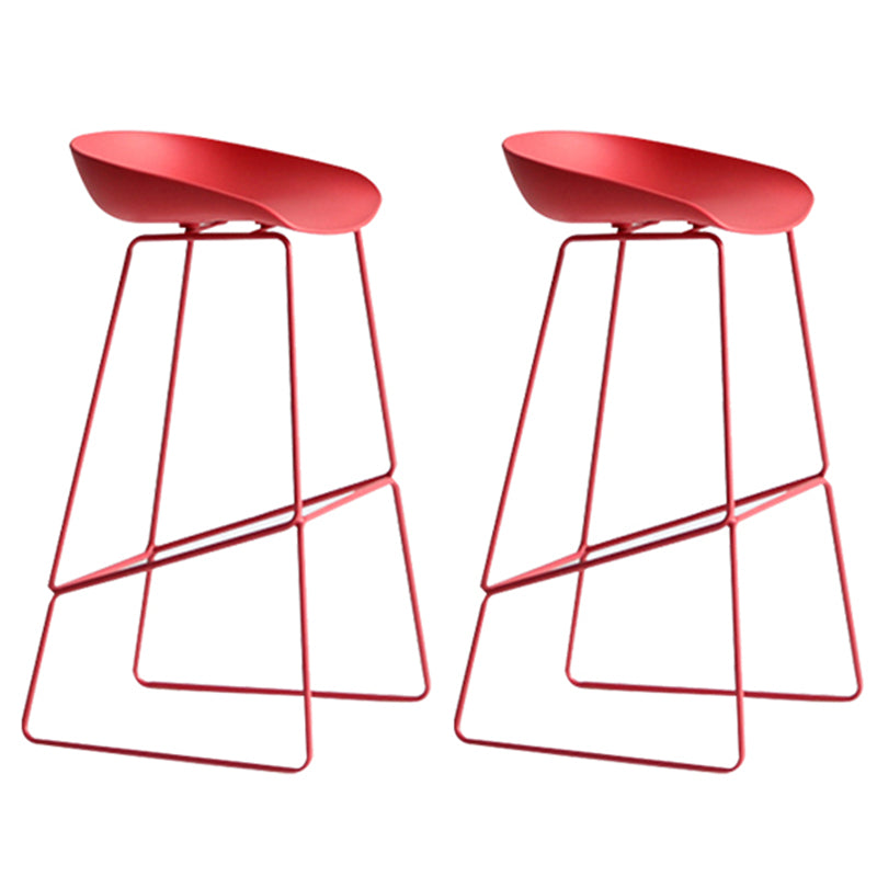 Modern Plastic Counter & Bar Stool Bucket Footrest Stool for Coffee Shop Red 2 Piece Set Clearhalo 'Bar Furniture' 'Bar Stools' 'bar_stools' 'furn' 'furn_bar_stools' 'furniture_bar_stools' 'Kitchen & Dining Furniture' 'kitchen&dining_furn' 'kitchen' 'kitchen_furn' Furniture' 4185200