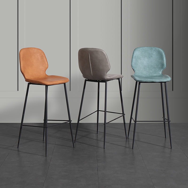 Leather Footrest Counter Stool Contemporary Buckets Low Back Bar Stool with Cushion Clearhalo 'Bar Furniture' 'Bar Stools' 'bar_stools' 'furn' 'furn_bar_stools' 'furniture_bar_stools' 'Kitchen & Dining Furniture' 'kitchen&dining_furn' 'kitchen' 'kitchen_furn' Furniture' 4186101