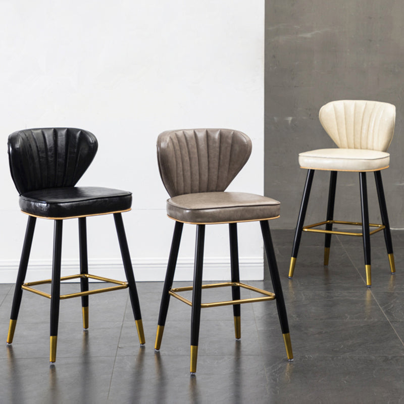 Contemporary Leather Bar Stool Buckets Indoor Low Back Stool with Steel Legs Clearhalo 'Bar Furniture' 'Bar Stools' 'bar_stools' 'furn' 'furn_bar_stools' 'furniture_bar_stools' 'Kitchen & Dining Furniture' 'kitchen&dining_furn' 'kitchen' 'kitchen_furn' Furniture' 4186108