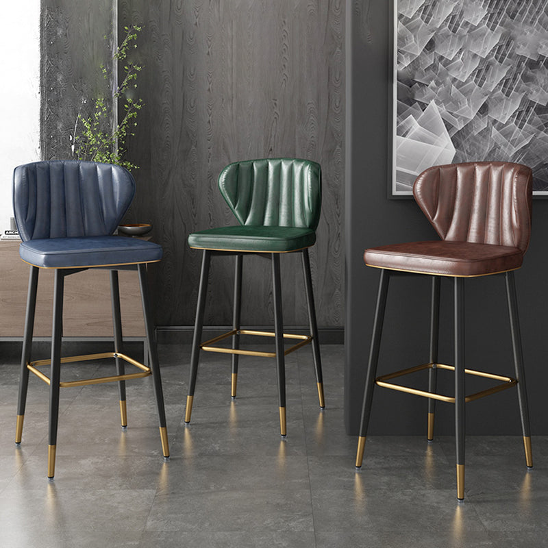 Contemporary Leather Bar Stool Buckets Indoor Low Back Stool with Steel Legs Clearhalo 'Bar Furniture' 'Bar Stools' 'bar_stools' 'furn' 'furn_bar_stools' 'furniture_bar_stools' 'Kitchen & Dining Furniture' 'kitchen&dining_furn' 'kitchen' 'kitchen_furn' Furniture' 4186115