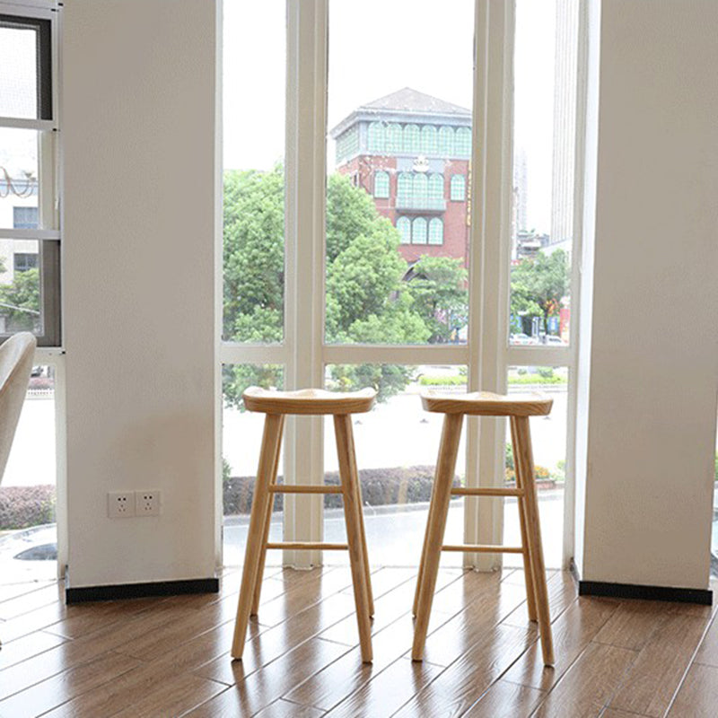 Modern Wood Bar Stool Contoured Seat Backless Indoor Footrest Counter Stool Clearhalo 'Bar Furniture' 'Bar Stools' 'bar_stools' 'furn' 'furn_bar_stools' 'furniture_bar_stools' 'Kitchen & Dining Furniture' 'kitchen&dining_furn' 'kitchen' 'kitchen_furn' Furniture' 4186173