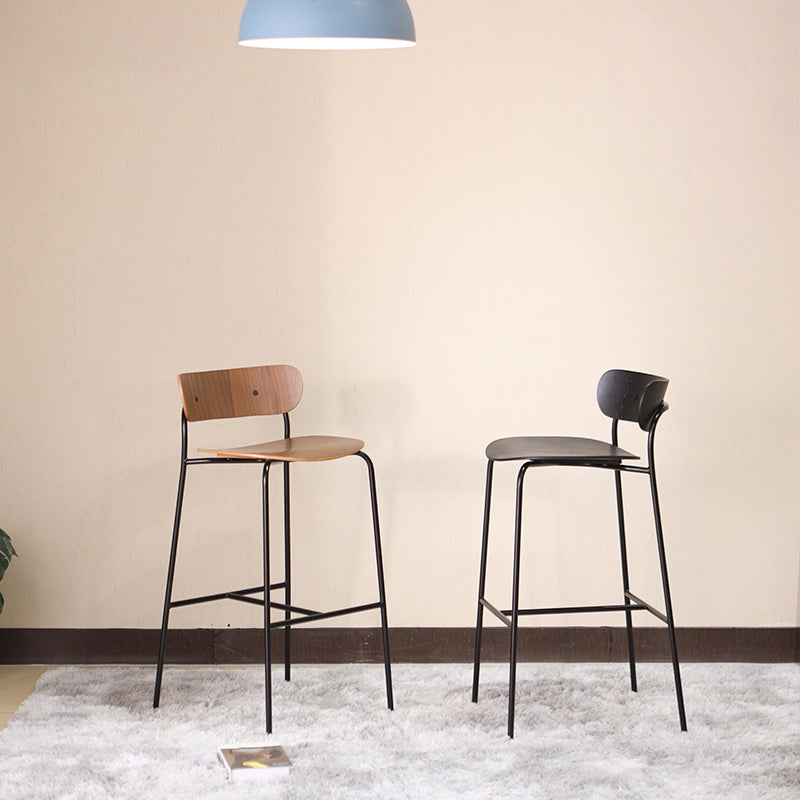 Black Metal Barstool Industrial Indoor Tall Stool with Wood Seat, 1 Piece Clearhalo 'Bar Furniture' 'Bar Stools' 'bar_stools' 'furn' 'furn_bar_stools' 'furniture_bar_stools' 'Kitchen & Dining Furniture' 'kitchen&dining_furn' 'kitchen' 'kitchen_furn' Furniture' 4186525
