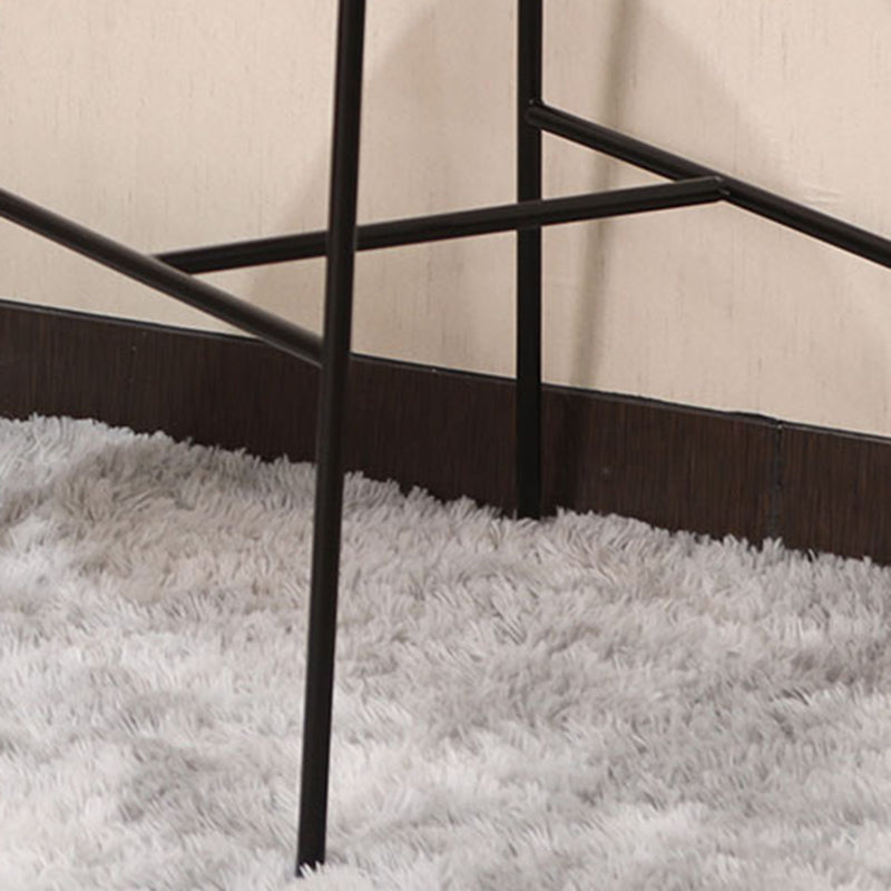 Black Metal Barstool Industrial Indoor Tall Stool with Wood Seat, 1 Piece Clearhalo 'Bar Furniture' 'Bar Stools' 'bar_stools' 'furn' 'furn_bar_stools' 'furniture_bar_stools' 'Kitchen & Dining Furniture' 'kitchen&dining_furn' 'kitchen' 'kitchen_furn' Furniture' 4186533