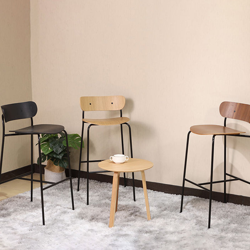 Black Metal Barstool Industrial Indoor Tall Stool with Wood Seat, 1 Piece Clearhalo 'Bar Furniture' 'Bar Stools' 'bar_stools' 'furn' 'furn_bar_stools' 'furniture_bar_stools' 'Kitchen & Dining Furniture' 'kitchen&dining_furn' 'kitchen' 'kitchen_furn' Furniture' 4186538