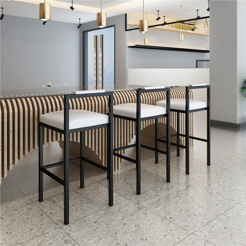 Black Iron Low Back Barstool Industrial Restaurant Tall Stool with Square Seat Clearhalo 'Bar Furniture' 'Bar Stools' 'bar_stools' 'furn' 'furn_bar_stools' 'furniture_bar_stools' 'Kitchen & Dining Furniture' 'kitchen&dining_furn' 'kitchen' 'kitchen_furn' Furniture' 4186605