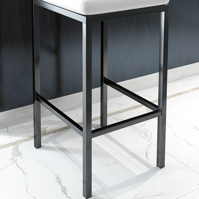 Black Iron Low Back Barstool Industrial Restaurant Tall Stool with Square Seat Clearhalo 'Bar Furniture' 'Bar Stools' 'bar_stools' 'furn' 'furn_bar_stools' 'furniture_bar_stools' 'Kitchen & Dining Furniture' 'kitchen&dining_furn' 'kitchen' 'kitchen_furn' Furniture' 4186618