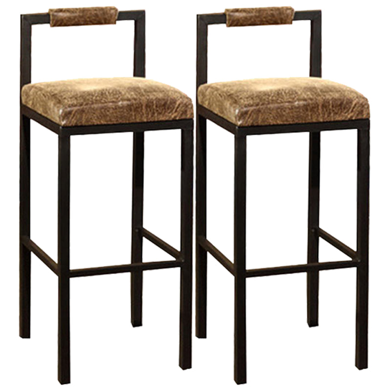 Black Iron Low Back Barstool Industrial Restaurant Tall Stool with Square Seat Brown 2 Piece Set Clearhalo 'Bar Furniture' 'Bar Stools' 'bar_stools' 'furn' 'furn_bar_stools' 'furniture_bar_stools' 'Kitchen & Dining Furniture' 'kitchen&dining_furn' 'kitchen' 'kitchen_furn' Furniture' 4186619