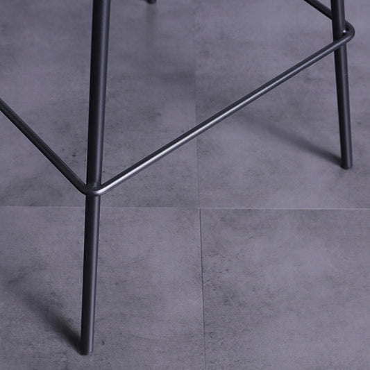 Industrial White Upholstered Barstool Black Indoor Tall Stool with Bucket Seat Clearhalo 'Bar Furniture' 'Bar Stools' 'bar_stools' 'furn' 'furn_bar_stools' 'furniture_bar_stools' 'Kitchen & Dining Furniture' 'kitchen&dining_furn' 'kitchen' 'kitchen_furn' Furniture' 4186653