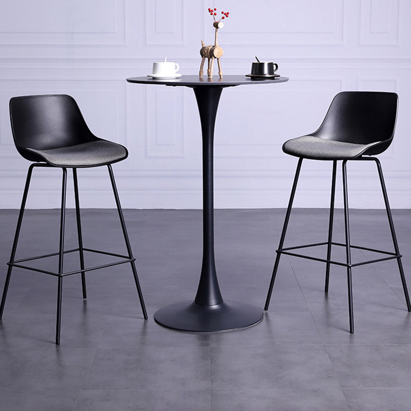 Industrial White Upholstered Barstool Black Indoor Tall Stool with Bucket Seat Clearhalo 'Bar Furniture' 'Bar Stools' 'bar_stools' 'furn' 'furn_bar_stools' 'furniture_bar_stools' 'Kitchen & Dining Furniture' 'kitchen&dining_furn' 'kitchen' 'kitchen_furn' Furniture' 4186655