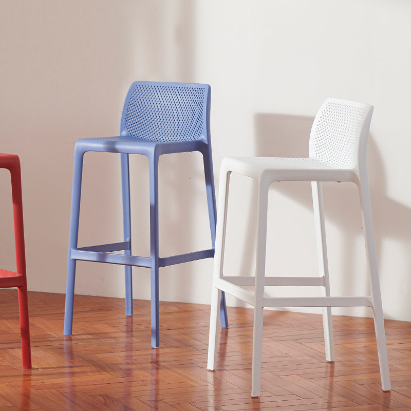 Scandinavian Plastic Stackable Counter Stools Low Back Indoor Bar Stools Clearhalo 'Bar Furniture' 'Bar Stools' 'bar_stools' 'furn' 'furn_bar_stools' 'furniture_bar_stools' 'Kitchen & Dining Furniture' 'kitchen&dining_furn' 'kitchen' 'kitchen_furn' Furniture' 4186901